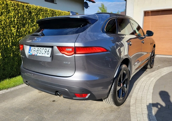 Jaguar F-Pace cena 116990 przebieg: 84000, rok produkcji 2018 z Dynów małe 781